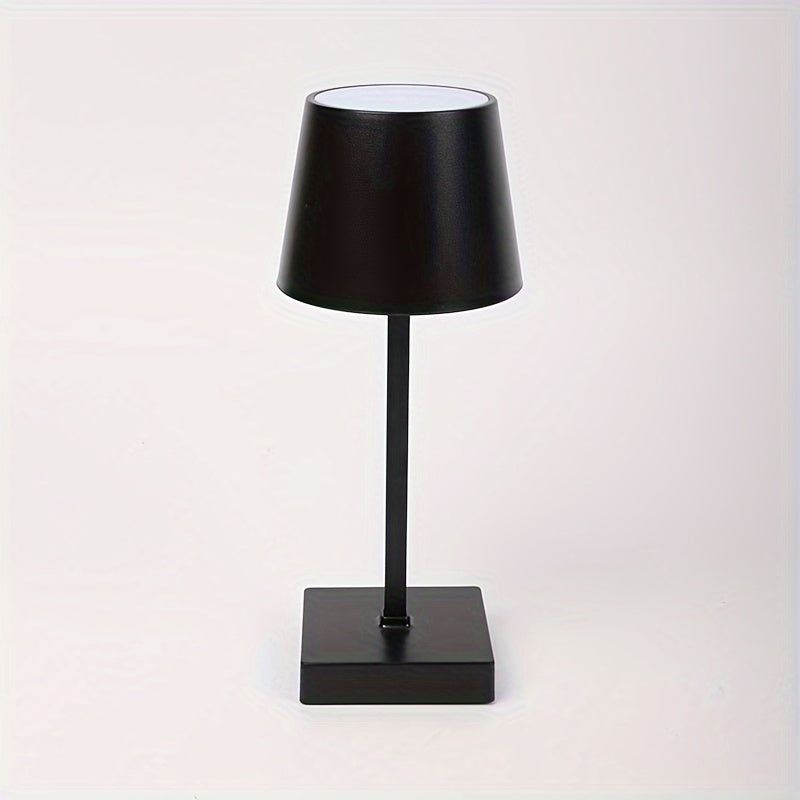 Adjustable brightness retro touch table lamp, ideal for various settings such as restaurants, living rooms, bedrooms, and bars.