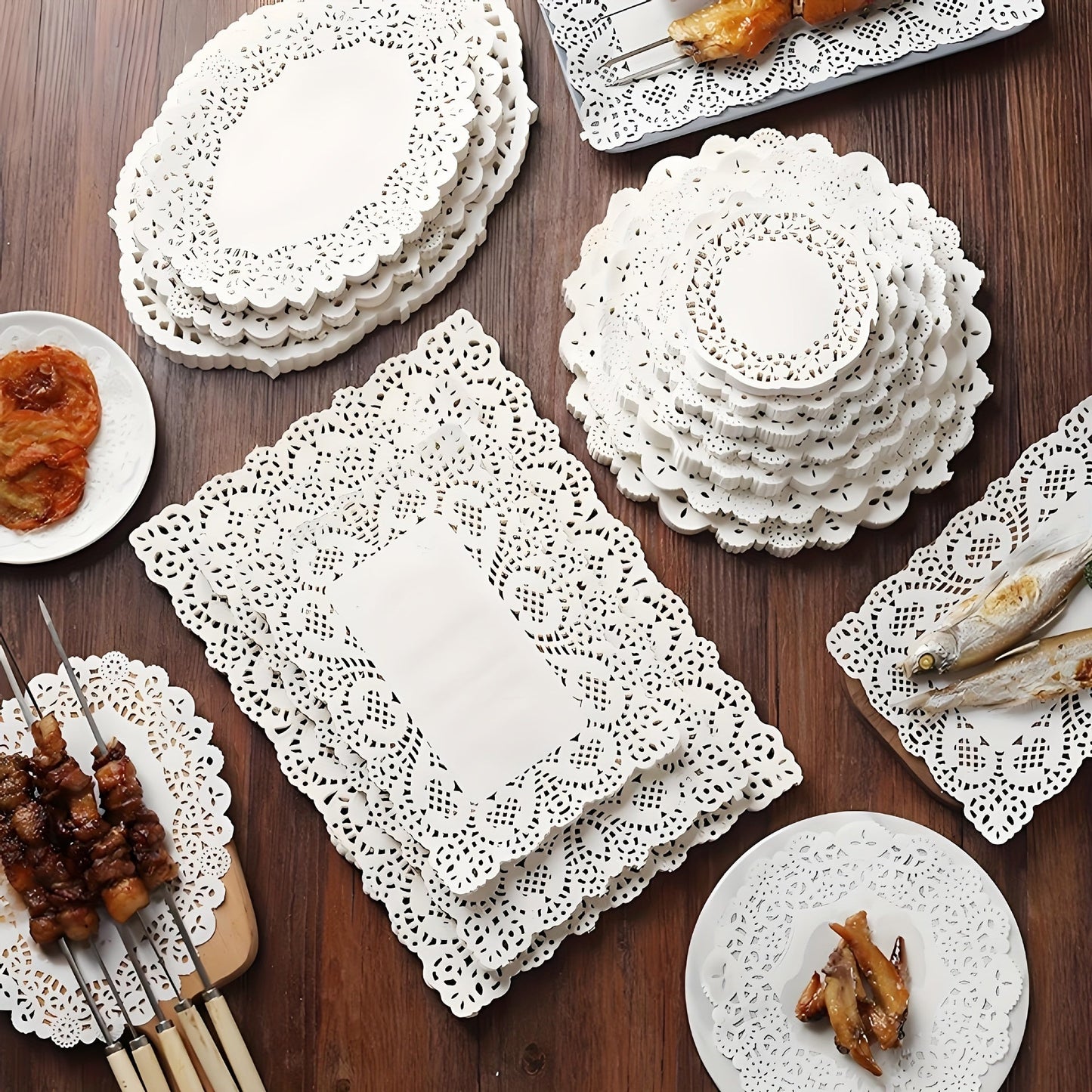 50 pieces each of lace paper, oil absorption paper pads, lace rolls, fried dim sum cakes, flower base paper, baking paper, food pads, pizza paper, and cake pads in three different shapes.