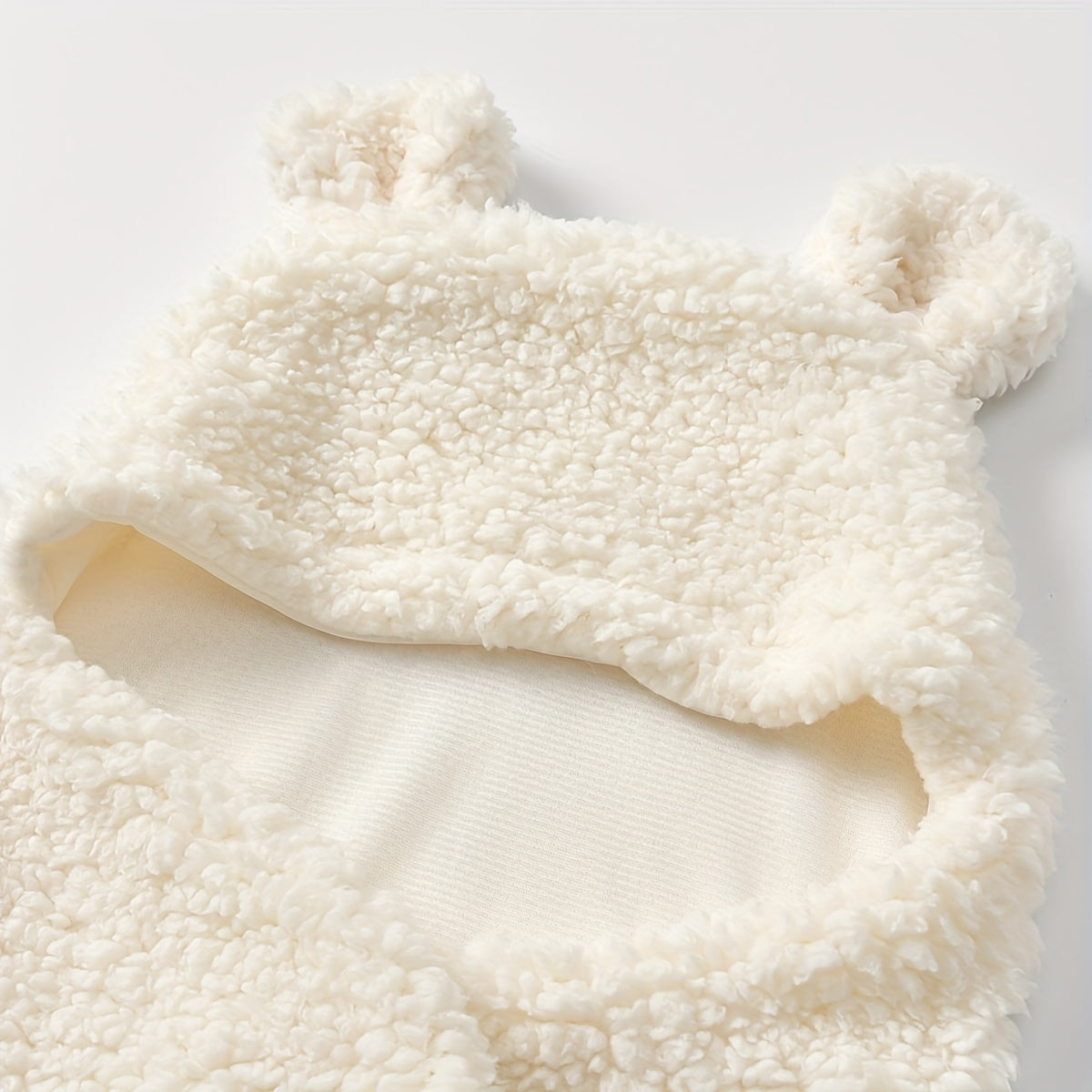 Ultra soft newborn fleece teddy bear swaddle for winter, perfect for Christmas, Halloween, and Thanksgiving Day gift.