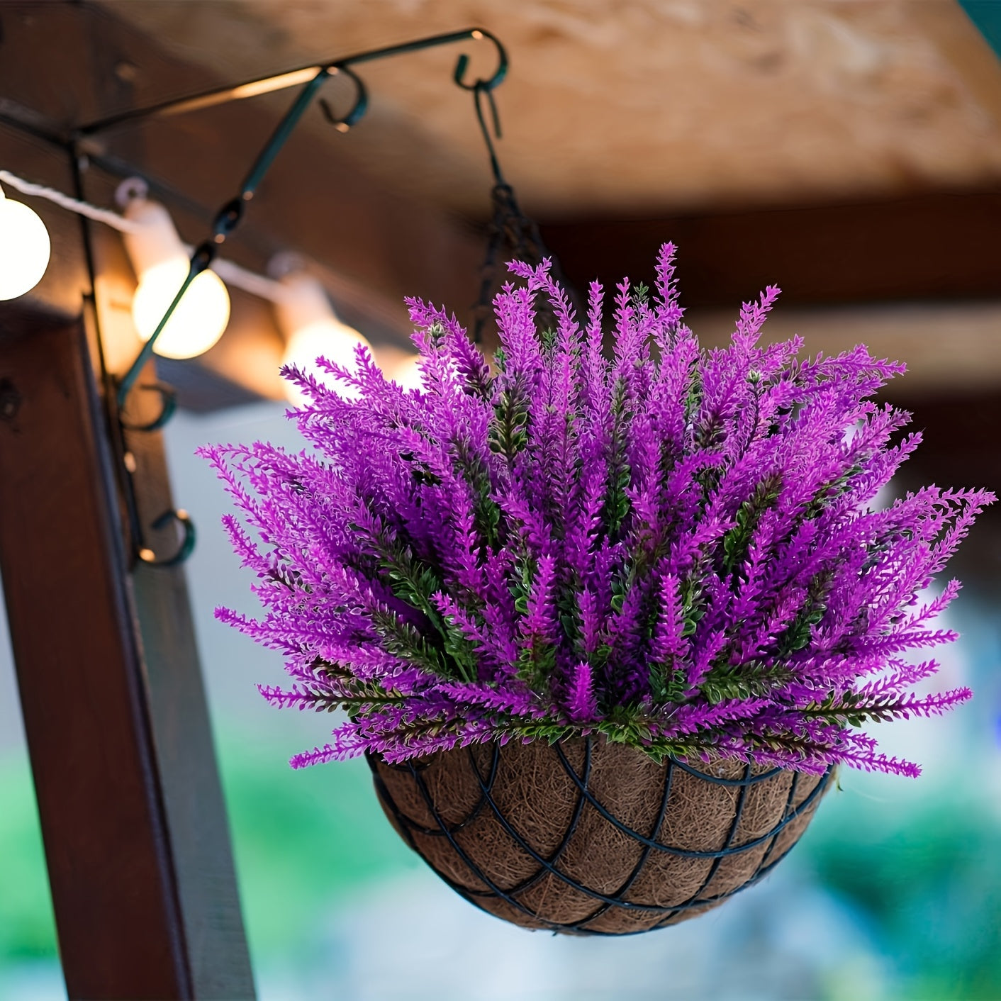 8 bundles of UV-resistant artificial lavender flowers for outdoor decoration by AUBEINSON.