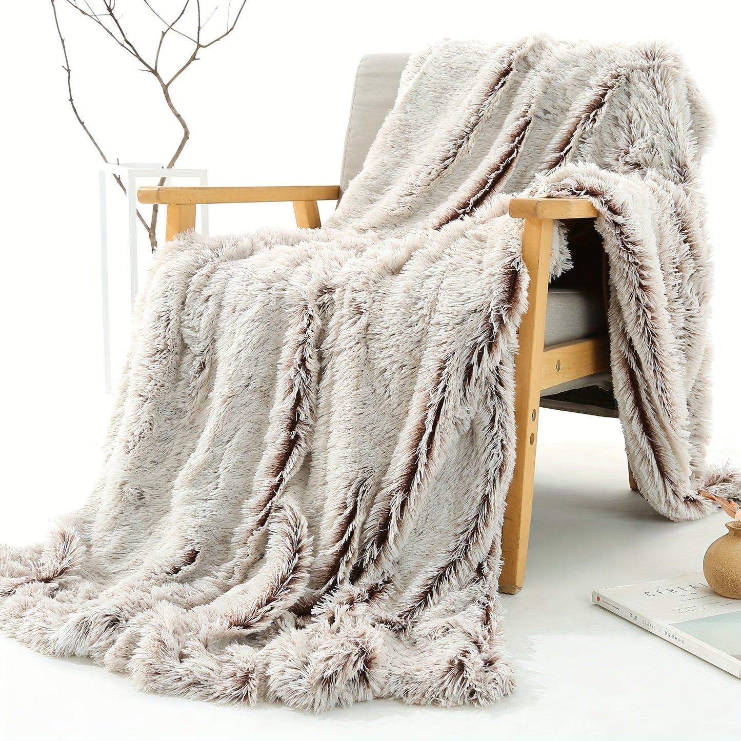 Soft and comfortable double-layer plush sofa blanket, perfect for keeping warm and cozy in your office, on the couch, bed, or during a nap. Ideal for both home and office use.