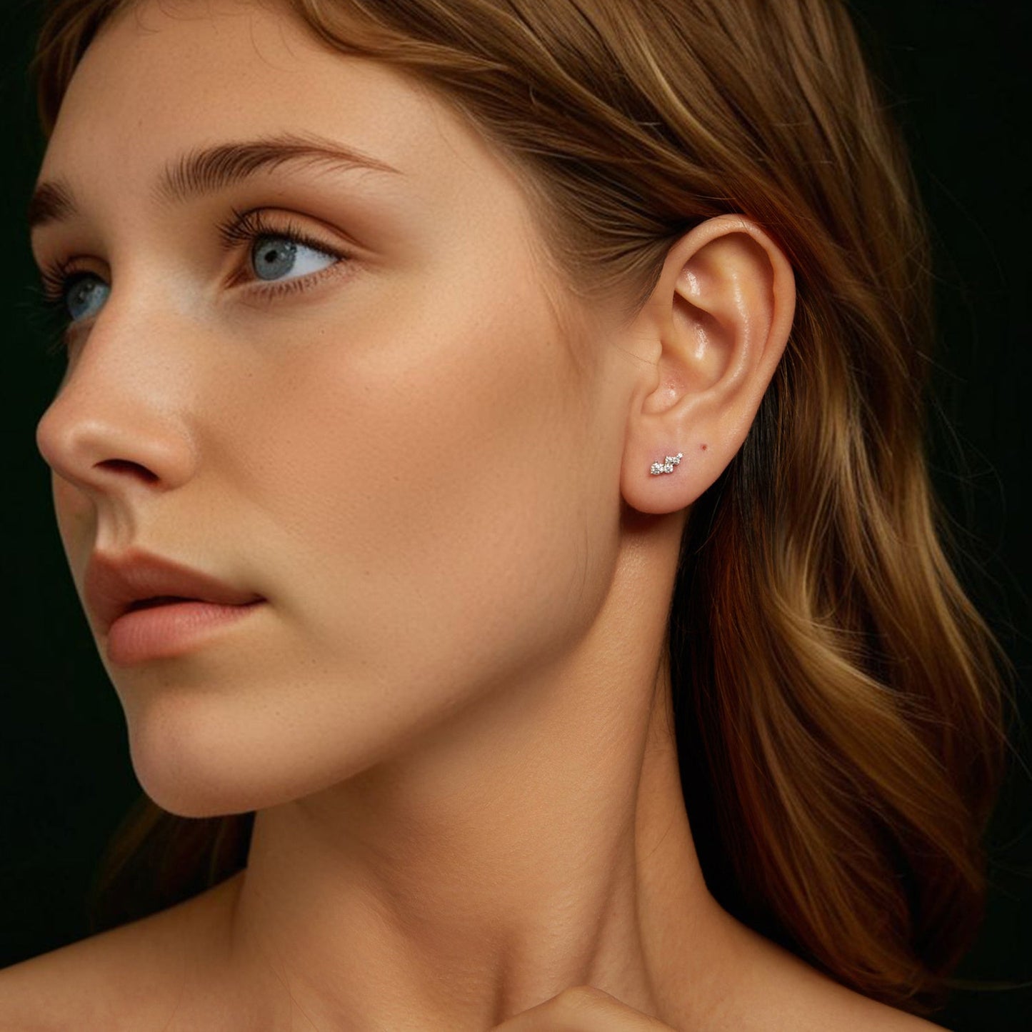 These luxurious and elegant fashion earrings for women are made from 1.7G of 925 silver and feature a stunning array of Moissanite stones including 0.005CT, 0.01CT, 0.015CT, 0.03CT, and 0.06CT. Whether you're attending a party, wedding, or simply looking