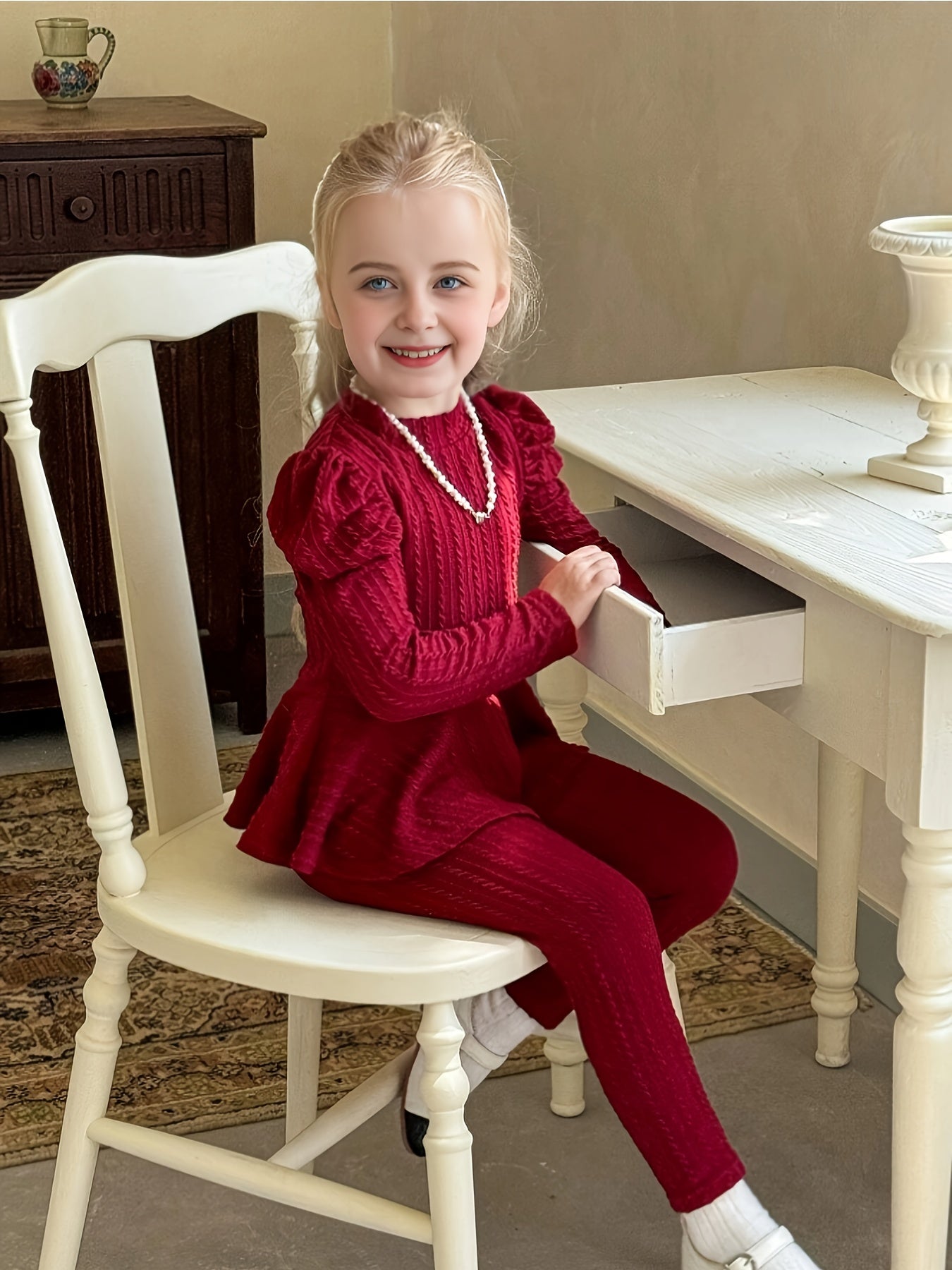 Girls' 2-piece knitwear set with bubble sleeve top, jacquard pants, solid color, casual style, regular fit for Fall/Winter outdoor wear. Made of 95% polyester and 5% spandex stretch fabric.