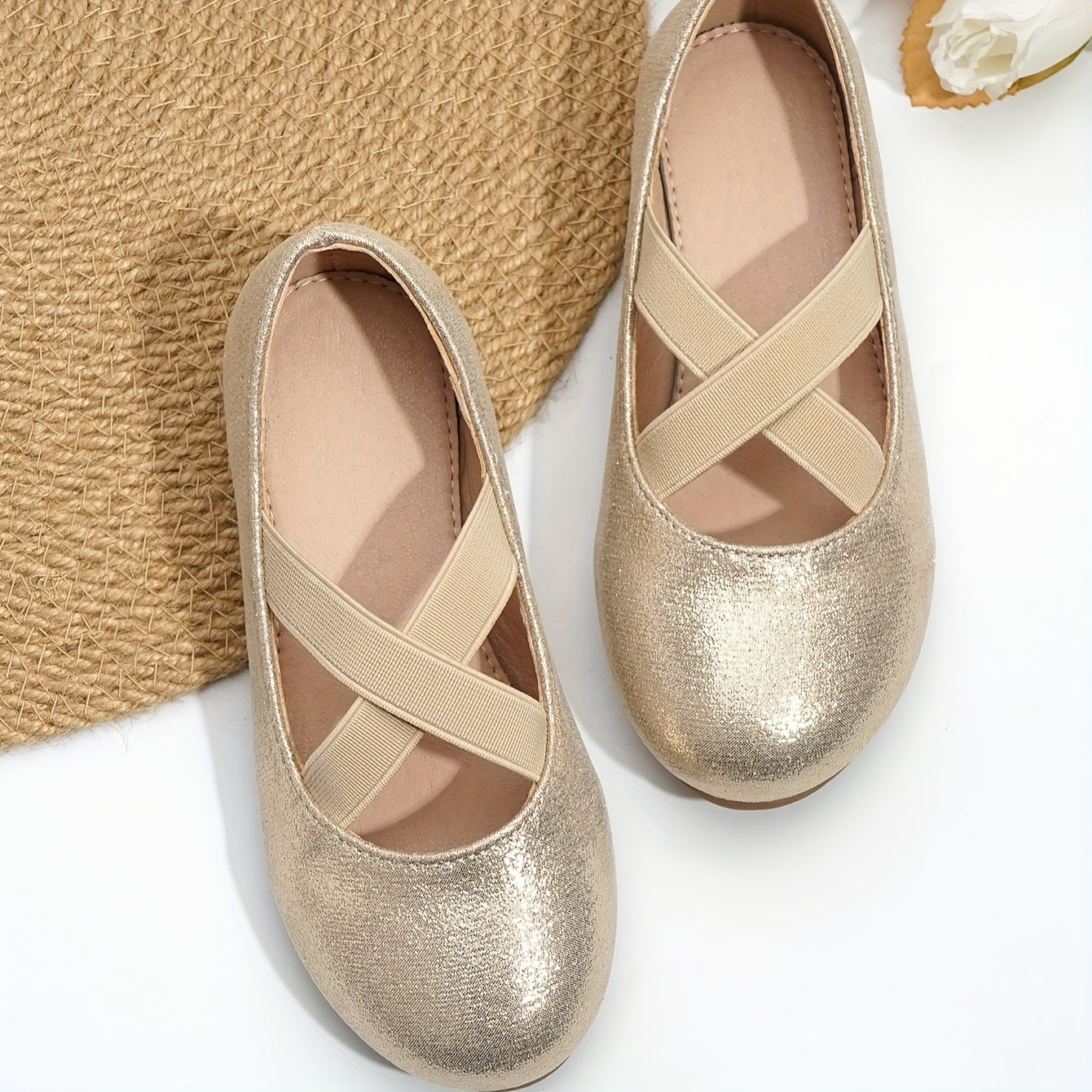 New stylish flat shoes for girls and older children in 2023, designed for all-day comfort.