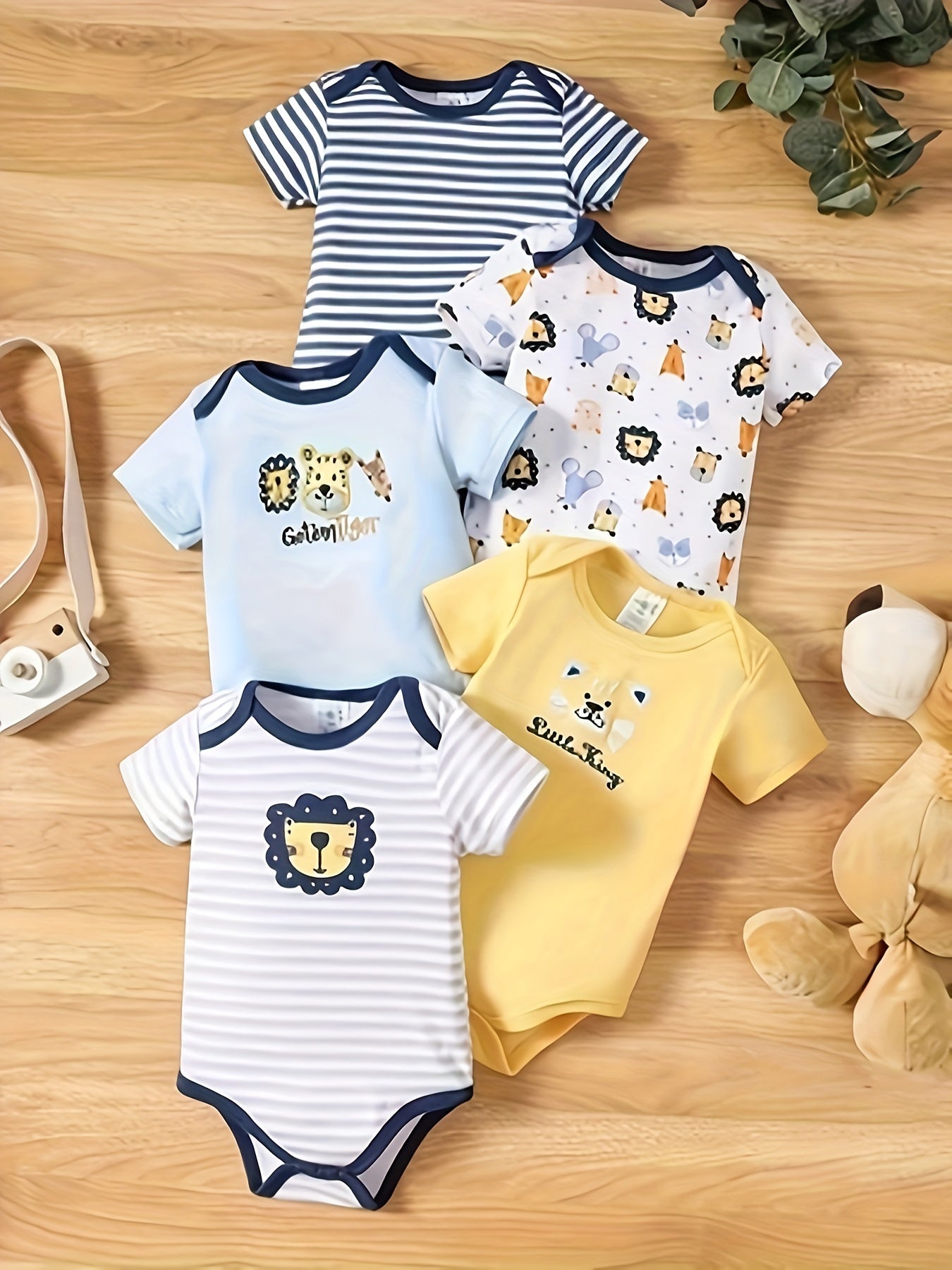 5 Baby boys jumpsuits with cartoon lion and stripe pattern, short sleeves, made of 100% cotton for outdoor activities.