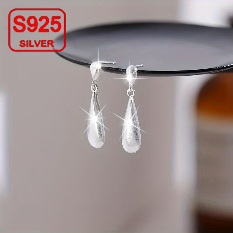 Women's Fashion Stud Earrings - Geometric Waterdrop Design

These elegant stud earrings are perfect for a summer seaside wedding or vacation. Made with hypoallergenic S925 silver, these lightweight earrings are suitable for daily wear or special