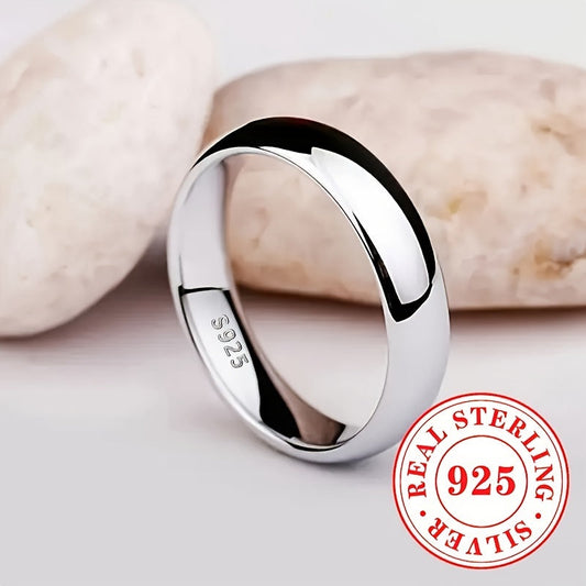 Elegant and Simple Sterling Silver Band Ring for Both Women and Men, Weighing 3.1g, Featuring a Wide Face Design Ideal for Daily Wear or Special Occasions.