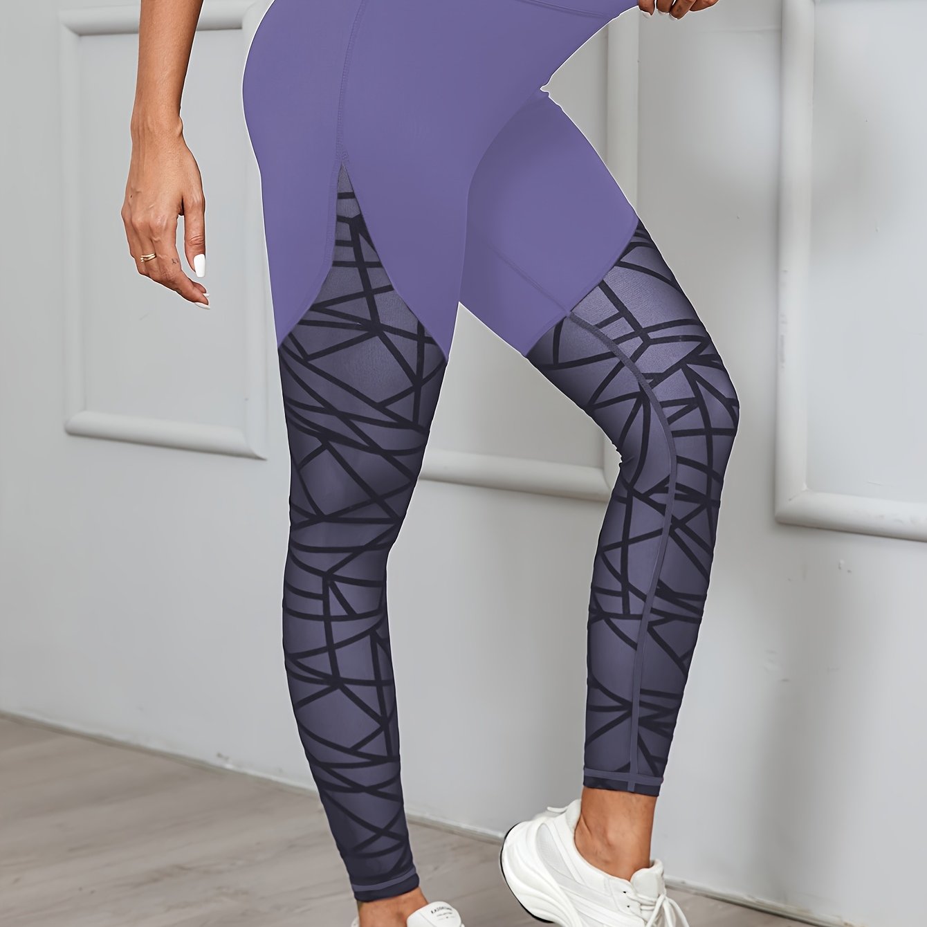 High waist geometric mesh leggings for daily fitness and yoga, women's activewear.