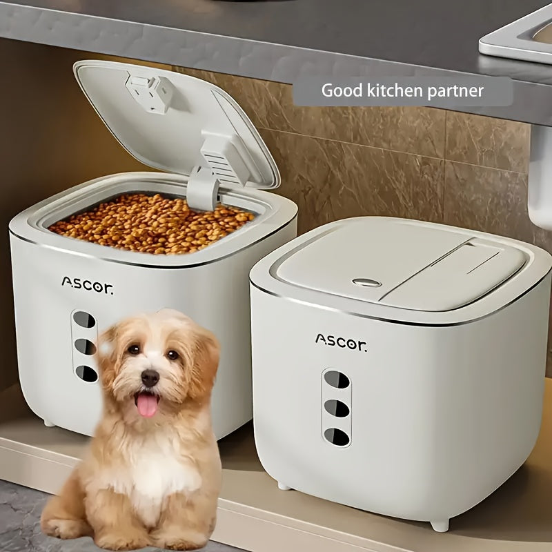 Insect-proof pet food container with non-slip base for dry food and grains.