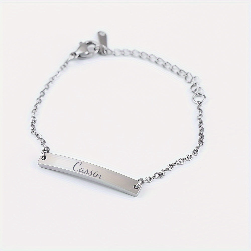 Customized Name Bar Necklace: Personalized Engraving on Durable Stainless Steel, Ideal for Mother's Day or Bridesmaid Gift.