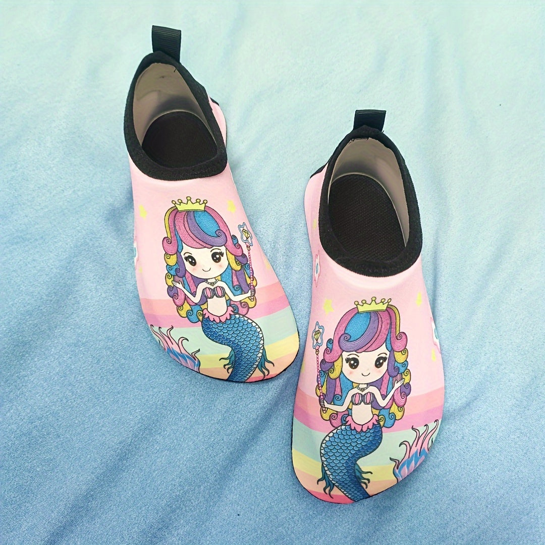 Adorable cartoon barefoot water shoes for girls, lightweight and quick-drying, perfect for the beach.