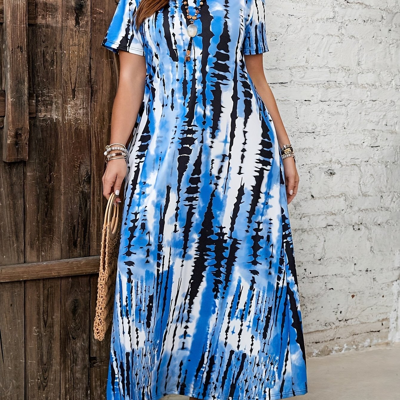 Tie Dye Maxi Dress for plus size women, perfect for Spring and Summer.