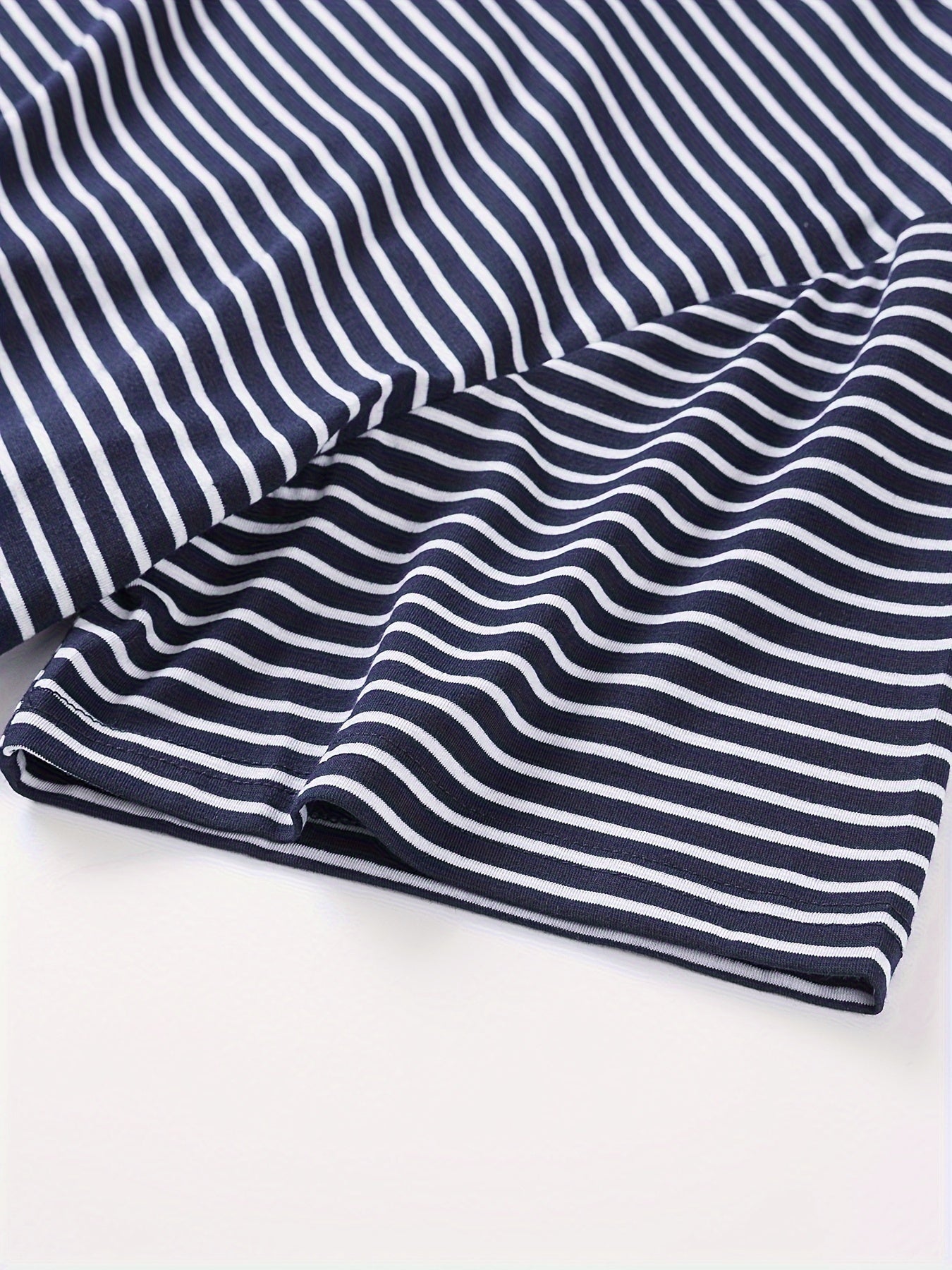 Men's Casual Striped T-Shirt - Soft Polyester & Spandex Blend, Crew Neck, Short Sleeve, Summer Wear