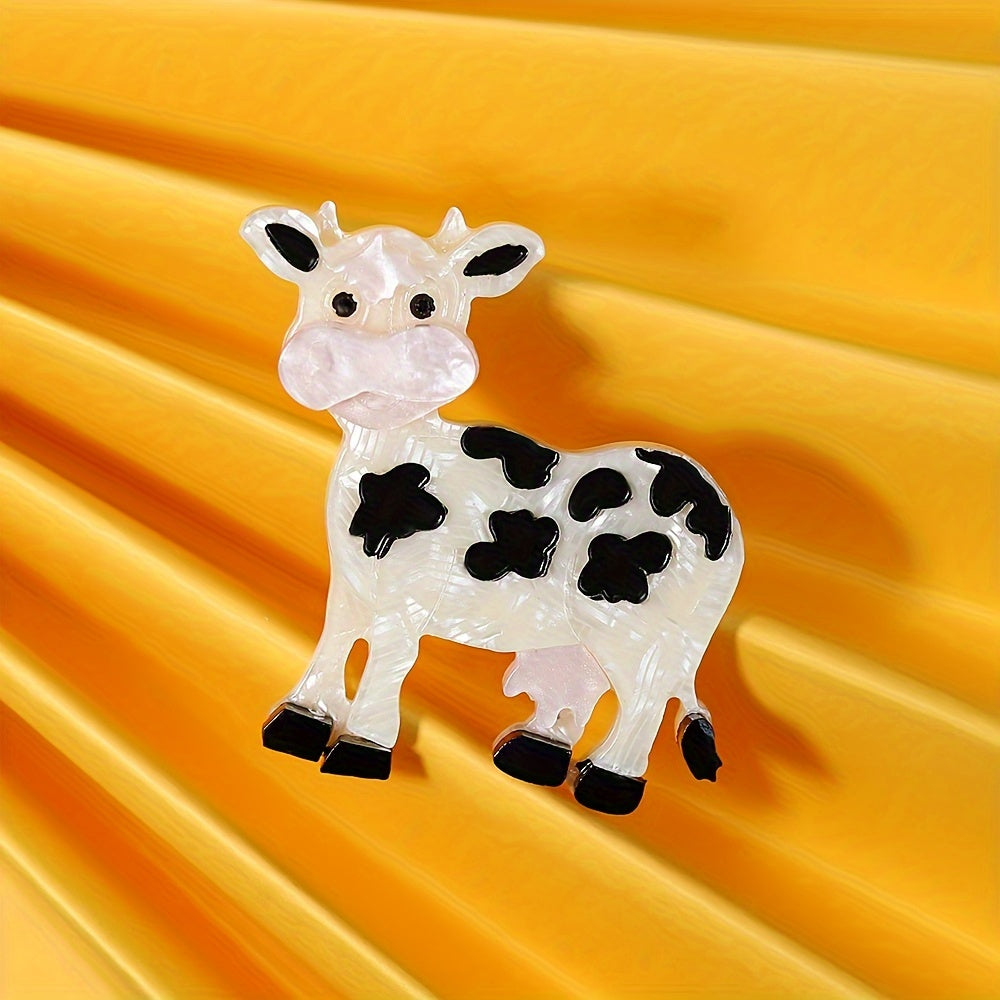 Handcrafted Acrylic Cow Brooch Pin - Adorable Farm Animal Theme - Transparent Lapel Pin for Dresses, Hats & Gifts - Playful Animal Shape Accessory mimicking Simulation Modeling.