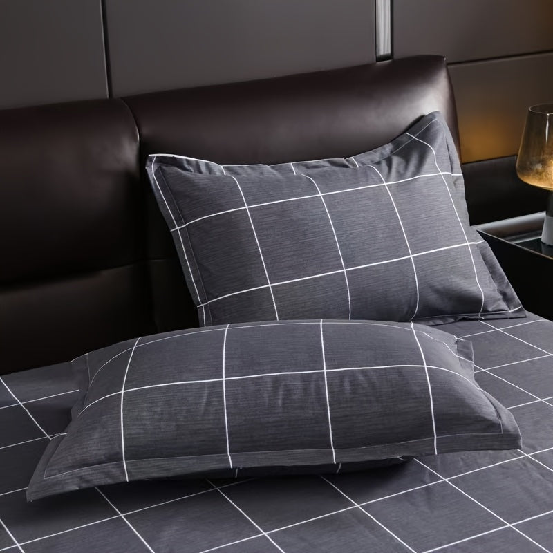 This modern style printed pillowcase is sold individually - please note that only one pillowcase is included in each order. If you need a pair, please make sure to order two. The fabric is soft, comfortable, and breathable, making it suitable for all