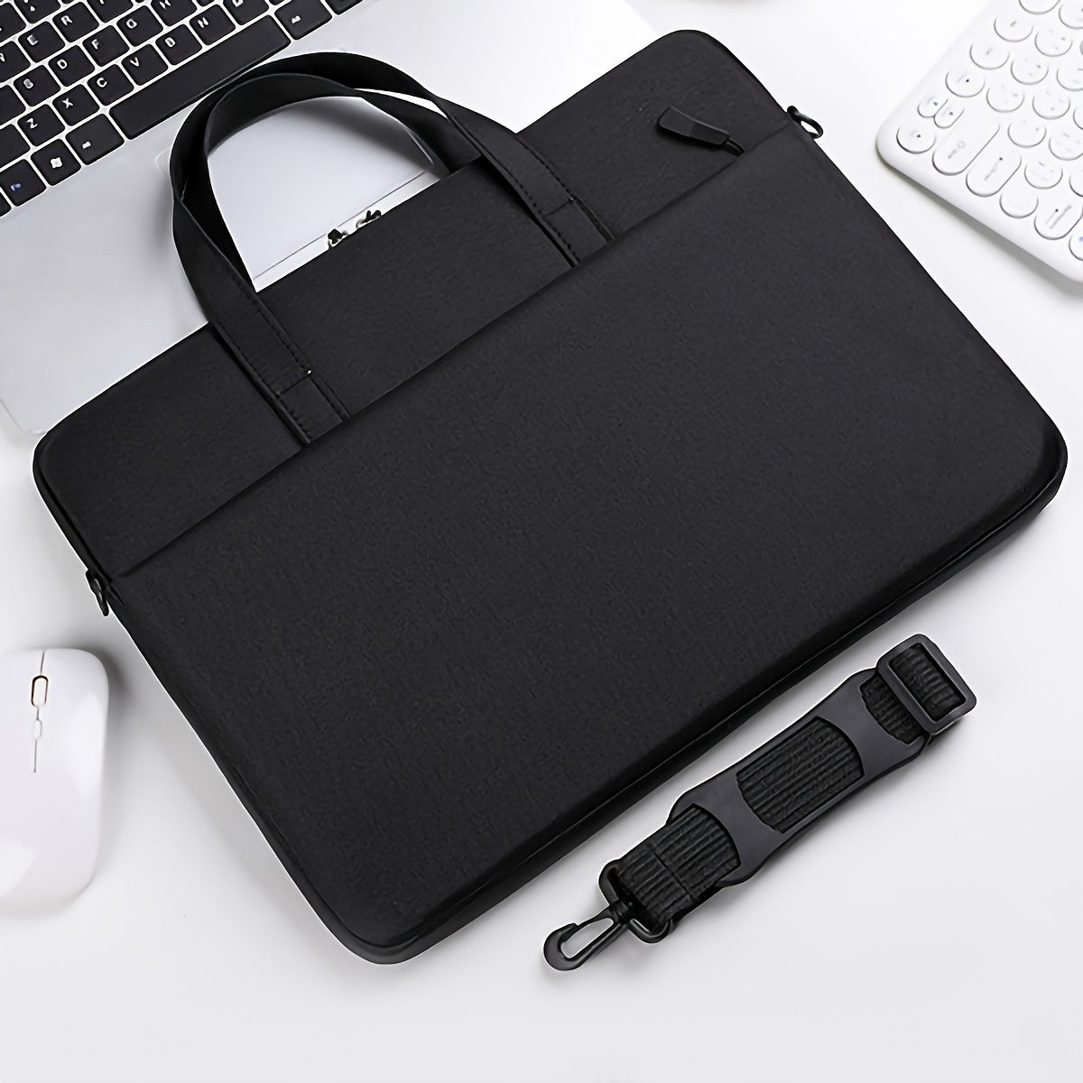 Crossbody laptop case for students.