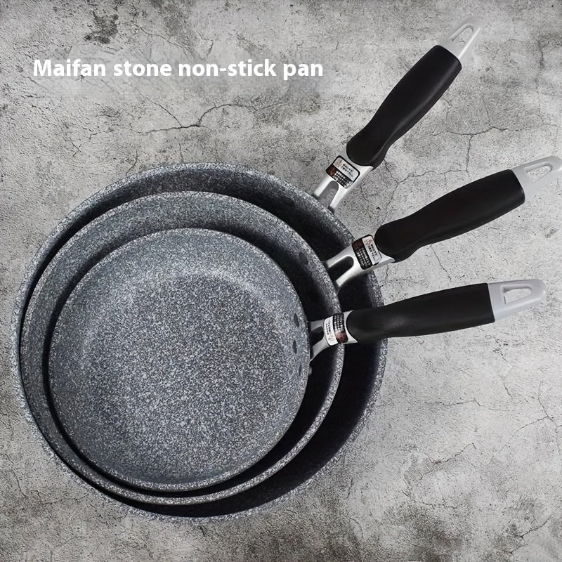 Home Frying Pan Set includes Non-Stick Pans in various sizes (28cm, 26cm, 24cm, and 20cm) suitable for use on Induction Cookers, Gas Stoves, and more. Perfect for cooking pancakes, eggs, and a variety of dishes.