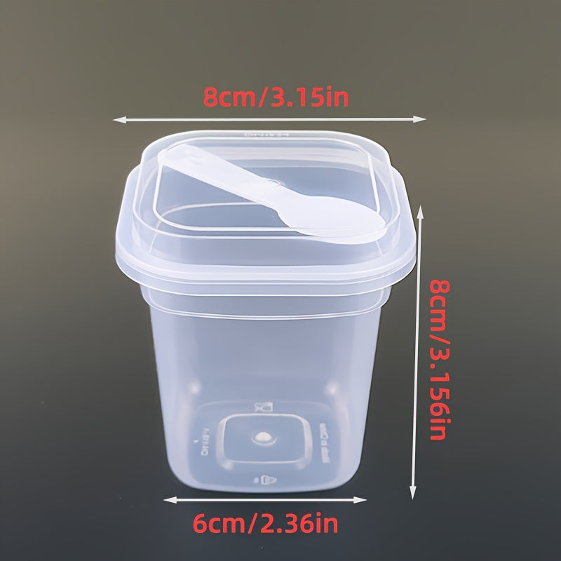 25 pieces of plastic cups with lids and spoons, perfect for serving desserts, puddings, and yogurt at parties, camping trips, picnics, or for take-out. These kitchen supplies and tableware accessories are ideal for food packaging.