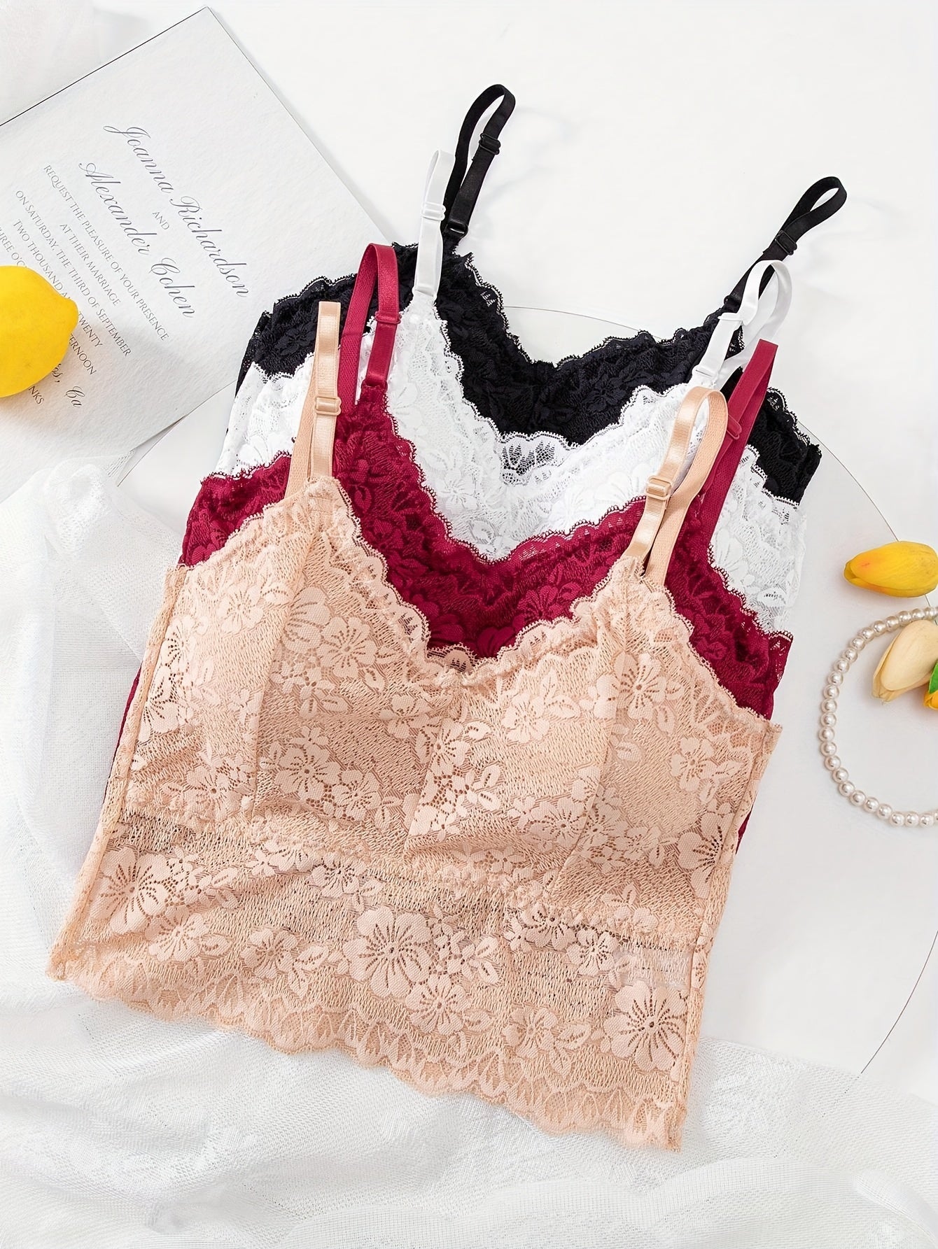 4 Women's lace bras, comfortable wireless lingerie, seamless design, hollow out detail.