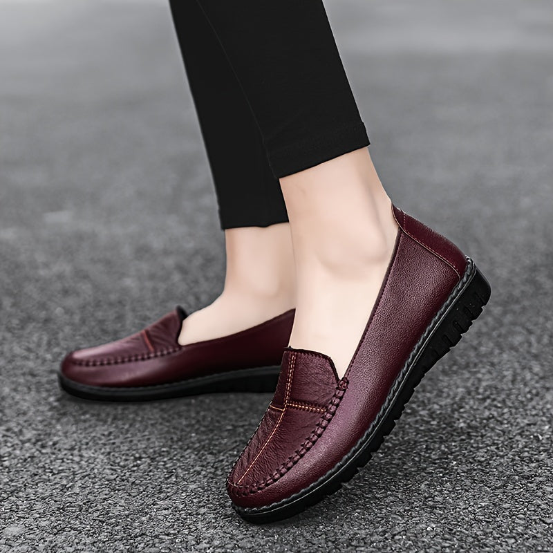 Women's flat mom shoes