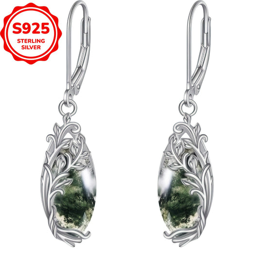 Vintage-inspired water drop shaped water grass agate earrings for women, made with 2.8g of pure s925 silver. Comes in a luxurious gift box.