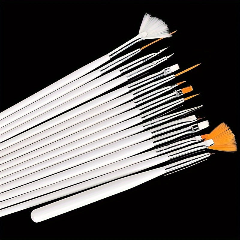 Set of 15 Cake Decorating Brushes for painting and decorating cakes. Includes food paint brush, fondant brush, cookie brushes, and icing pastry brush. Perfect for baking and DIY projects. Ideal for cake decorating and painting.