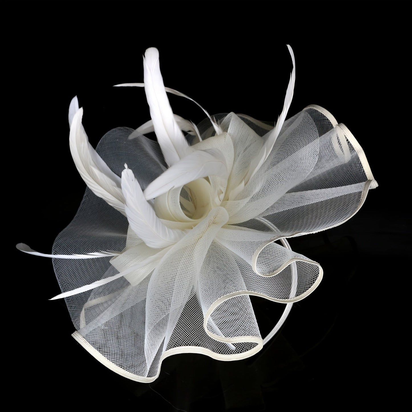 Stylish Fascinator Hats featuring Veil, Feather, and Bow - Perfect for Weddings, Proms, Kentucky Derby, and Photoshoots - Complete your Look with Fashionable Hair Accessories