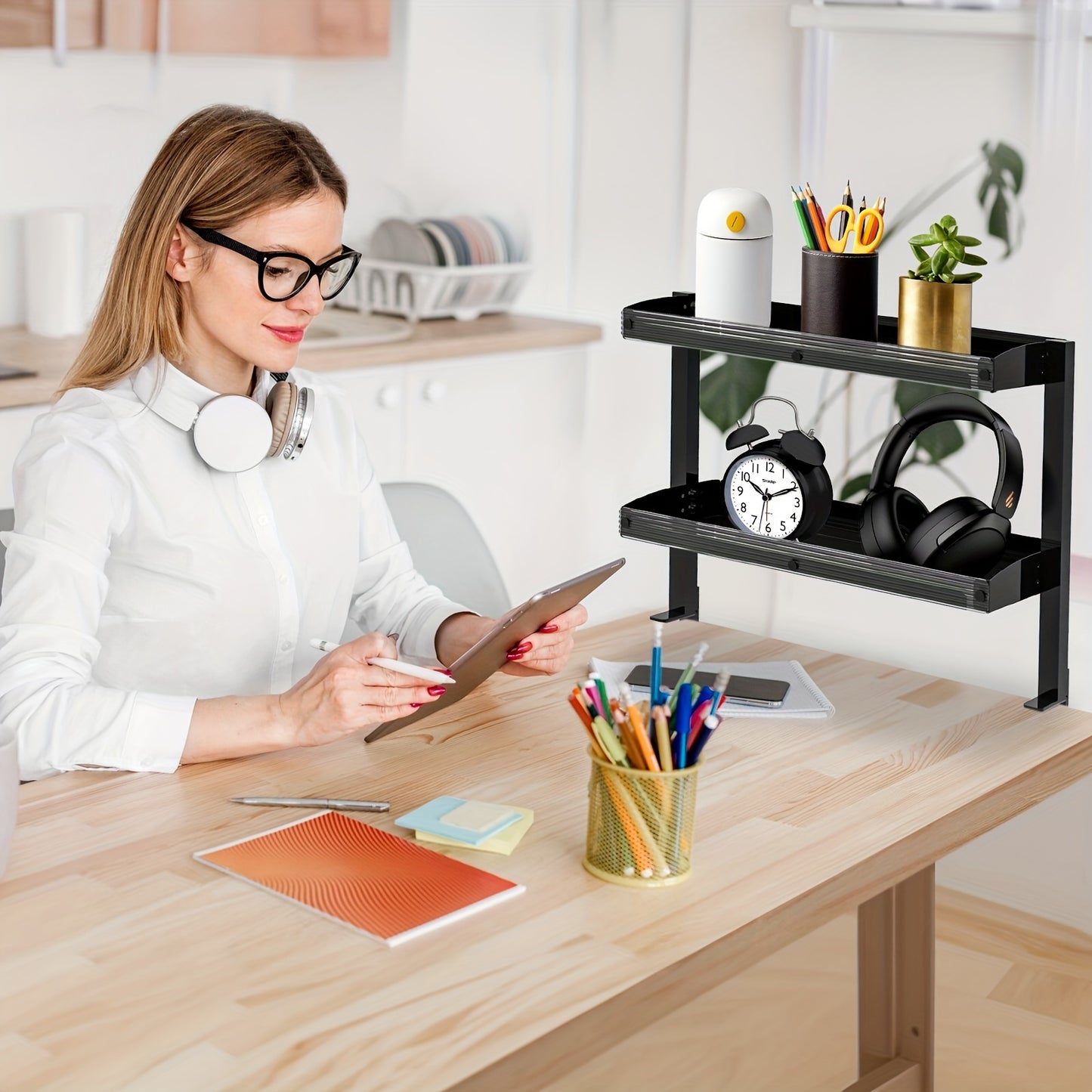 FEIKU Clamp On Desk Organizer Shelf, Metal Extender Side Table, 45.72cm Clamp-on Storage Shelf for Table Accessories.