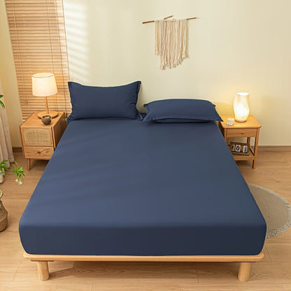 Set of 3 pieces including a fitted sheet and pillowcases made from soft touch fabric, providing breathable and comfortable bedding. Available in blue and pink colors, with an elastic band for easy fitting. Does not include filler.