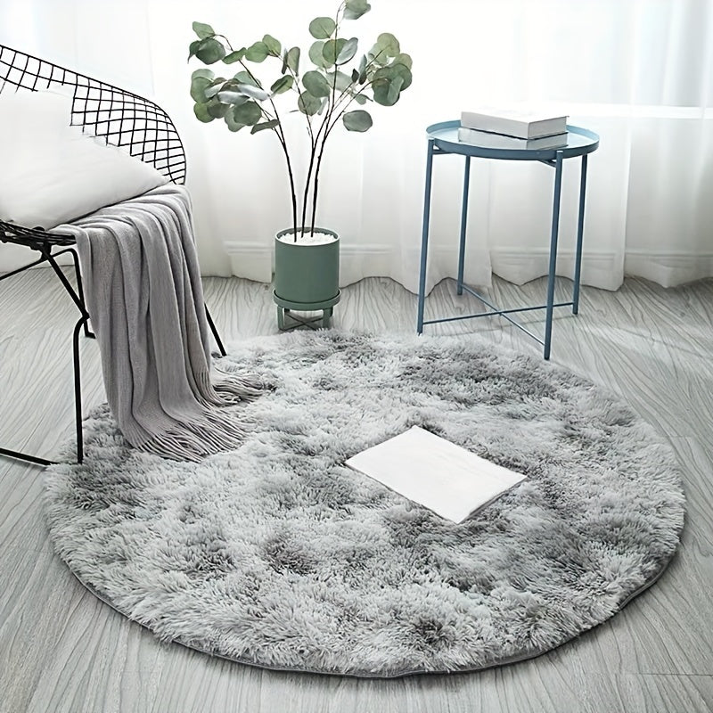 Get your hands on the luxurious 1pc Ultra-Soft Plush Round Mat, designed with a non-slip feature and machine washable for convenience. Available in Light Grey and Black Grey, this cozy floor mat is perfect for adding a touch of elegance to your bedroom