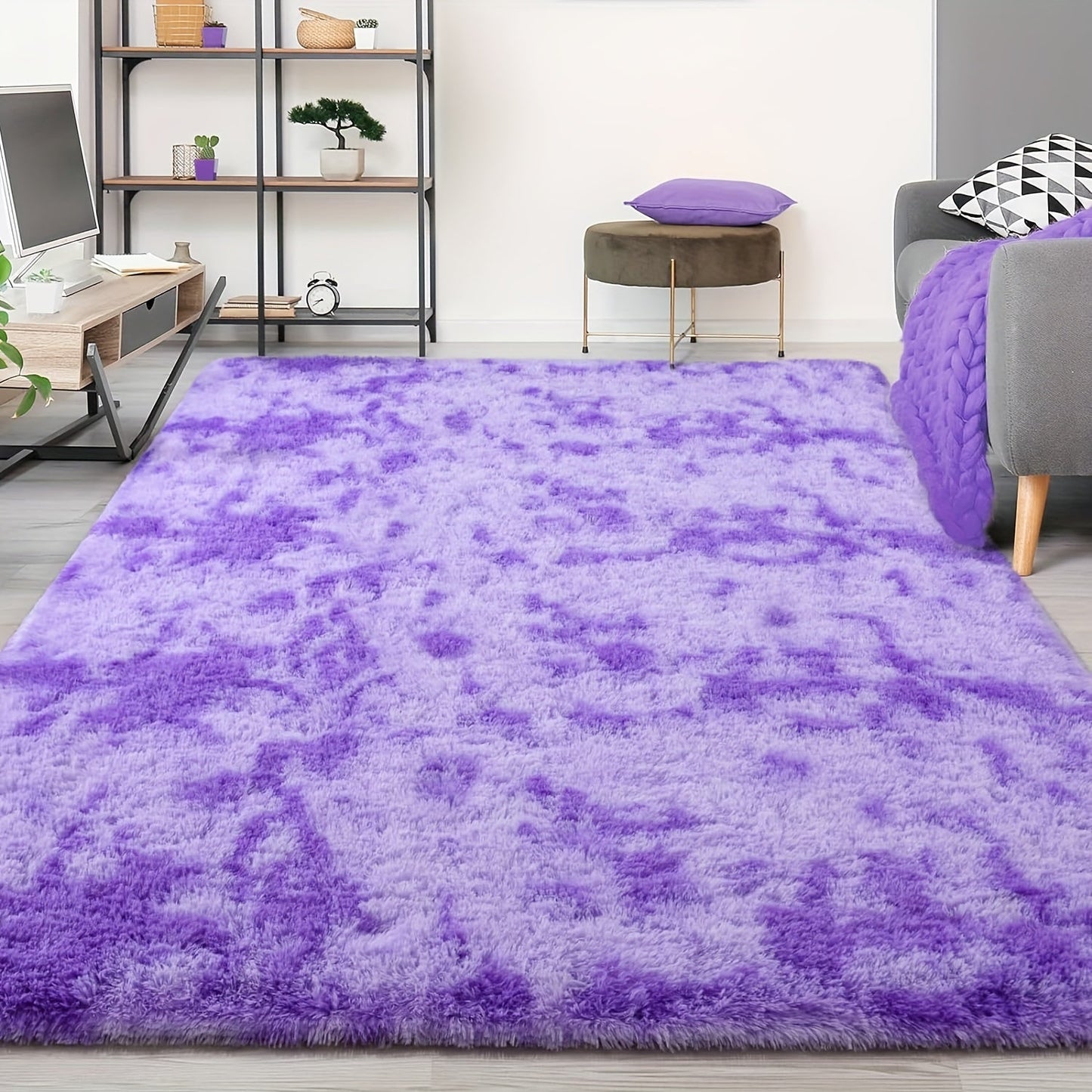 Luxurious Shag Area Rug: This modern plush fuzzy rug is perfect for adding comfort and style to any room. It is machine washable and non-shedding, making it ideal for use in the bedroom or as a bedside rug. The non-slip shaggy design is perfect for