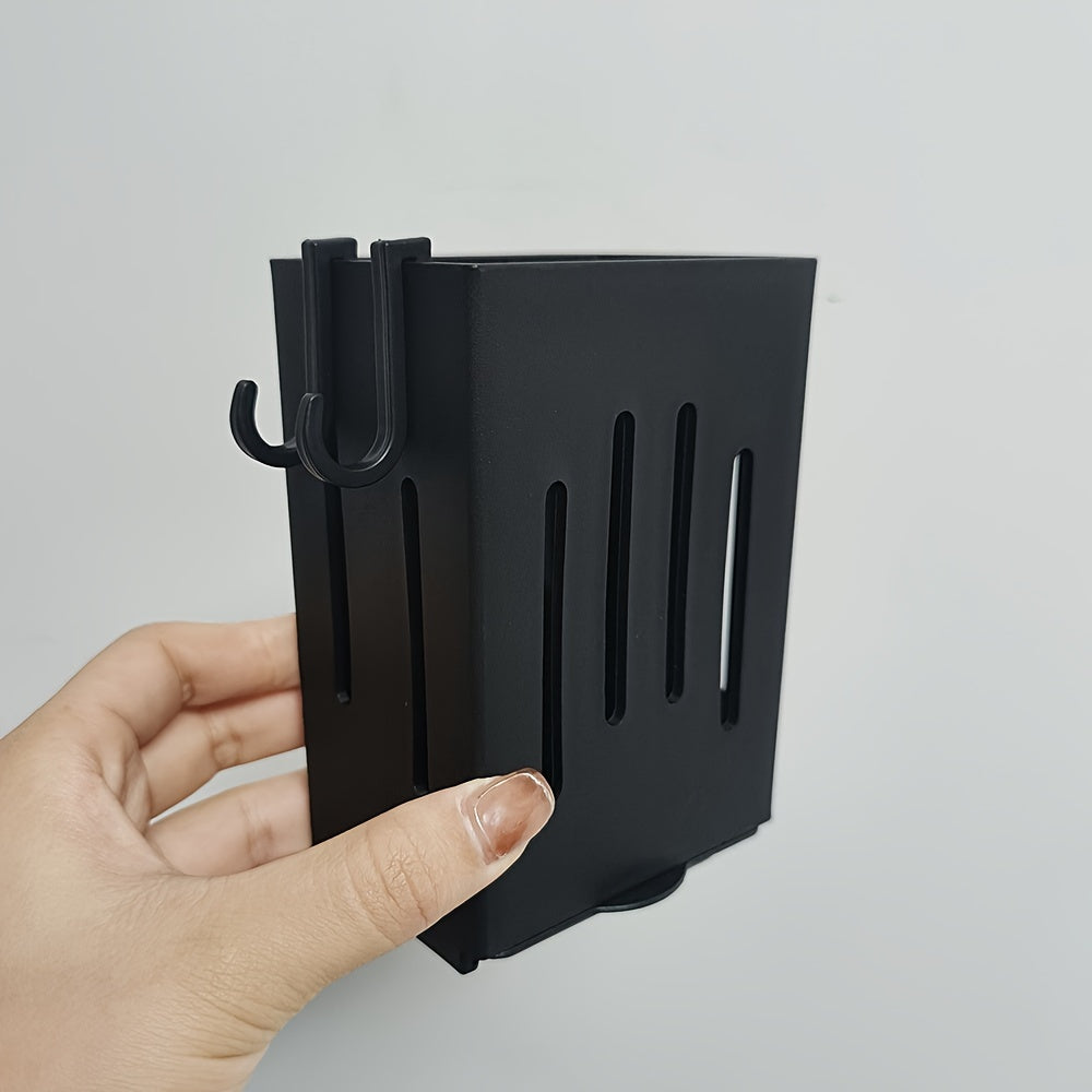 Organize your kitchen with this convenient wall-mounted storage rack! Made of durable plastic, this utensil holder features a chopstick cage with a drain tray, perfect for storing cutlery, knives, forks, spoons, sponge brushes, and more. No electricity