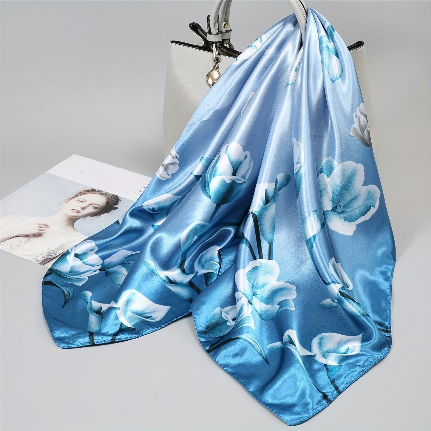 1 dona Elegant Blue Floral Print Square Scarf - Ayollar uchun zamonaviy, iliq va shamolga chidamli bosh kiyim, barcha mavsumlar uchun mukammal, ochiq havoda quyoshdan himoya, engil polyester mato, 85g/m², tasodifiy