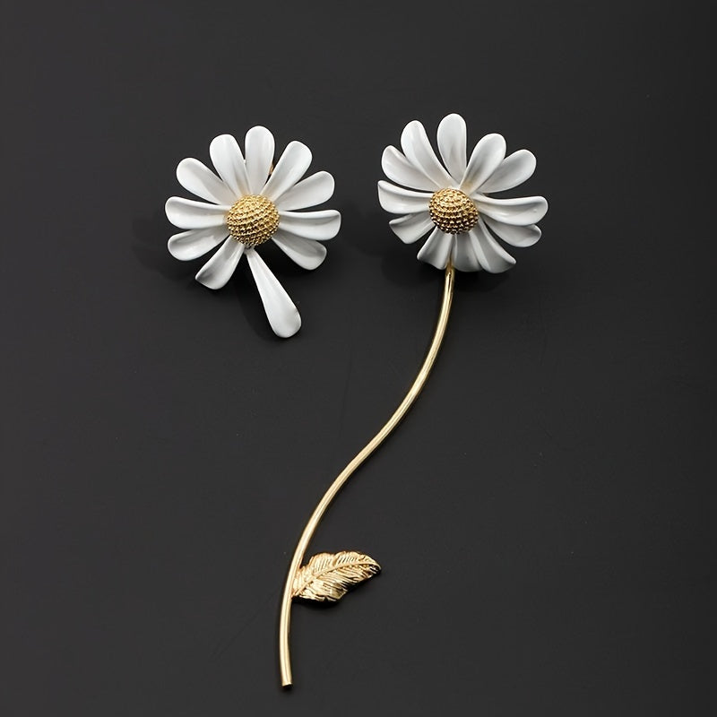 Set of Daisy Flower Jewelry Pieces in Stainless Steel - Includes Earrings, Necklace, Ring, and Bangle. Adorable Style, Ideal for Everyday and Vacation Wear. Suitable for All Seasons, Unplated Design.