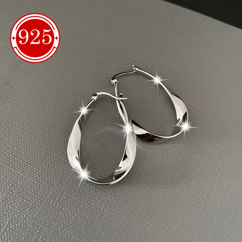 A pair of women's Mobius earrings made of 925 silver, hypoallergenic and featuring a simple niche design. Perfect gifts for couples, girlfriends, daily wedding banquets, sea vacations, Thanksgiving, and Christmas. Comes in anti-oxidation packaging