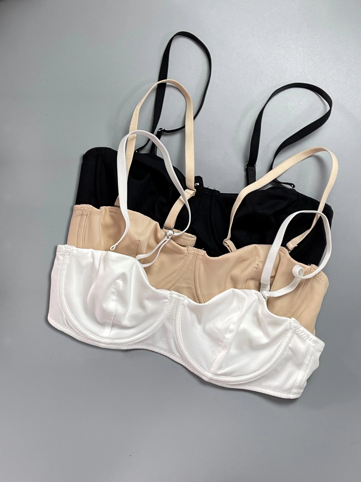 3 simple, unlined push-up bras for women, comfy and breathable lingerie.