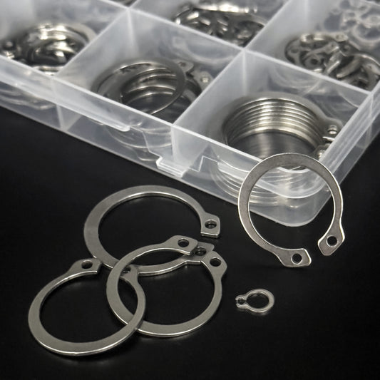 225-piece kit of external retaining rings, made of 304 stainless steel in 15 sizes (M3-M25) for shaft assembly.