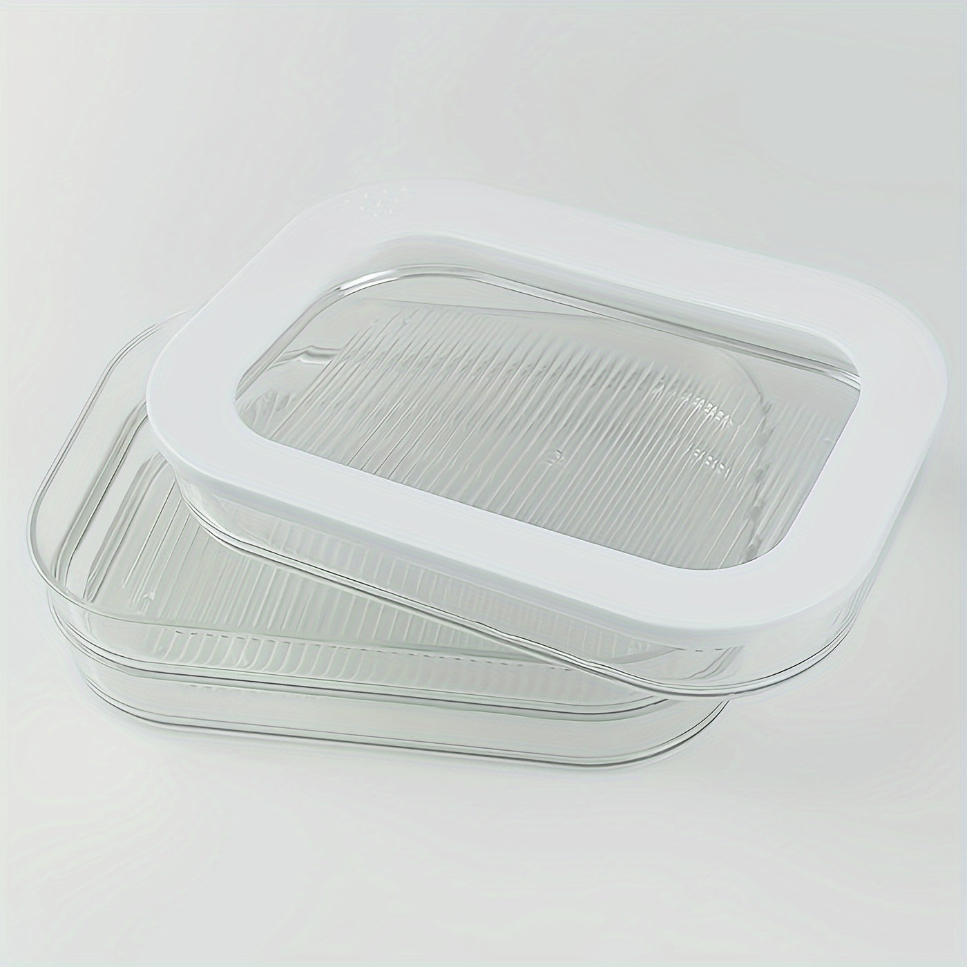 1-piece storage container with 3 layers made of PET plastic for cold cuts. This leak-proof and reusable sealed box is perfect for storing meat, fruit, and vegetables. Great for organizing and storing items in the kitchen, this container is a must-have