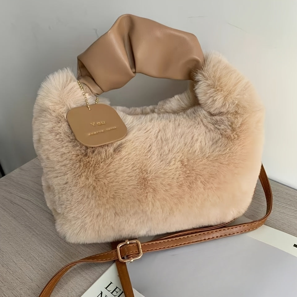 High-end plush handbag for girls, perfect for autumn and winter. Wooly bag with versatile crossbody style.