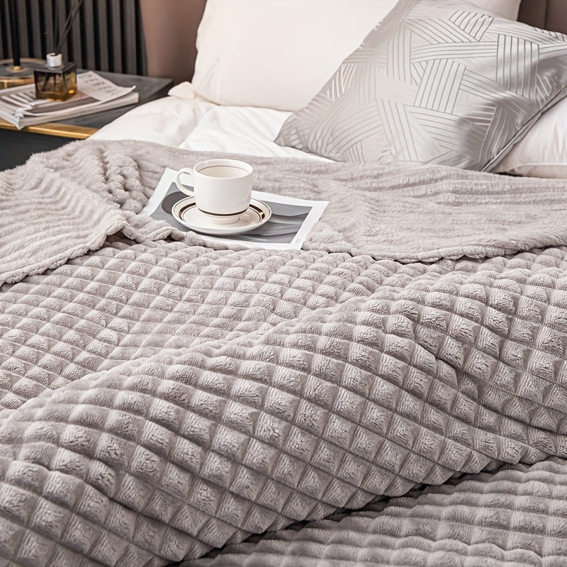 Soft and comfortable waffle plush blanket, made of milk velvet, perfect for use in the bedroom, sofa, office, car, camping, and travel. This multifunctional blanket comes in white, gray, green, brown, and silvery gray solid colors and checkered pattern.