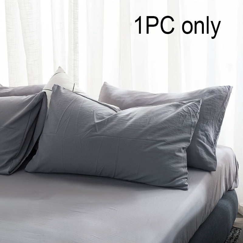 One piece set of 100% Brushed Pillowcases (Without Pillow Core) that are ultra soft and cozy, while also being wrinkle, fade, and stain resistant. Features envelope closure for easy use on bed pillow cases.