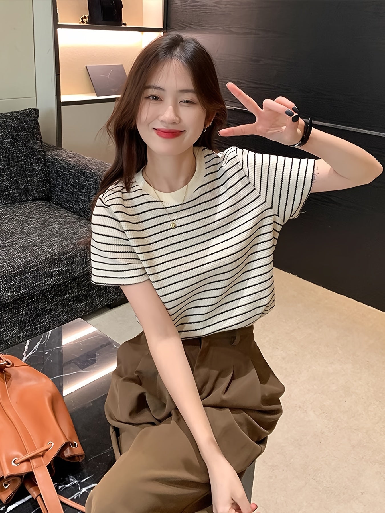 Women's Summer casual striped t-shirt made of 100% cotton, featuring a crew neck, short sleeves, regular length, loose fit, and Asian style.