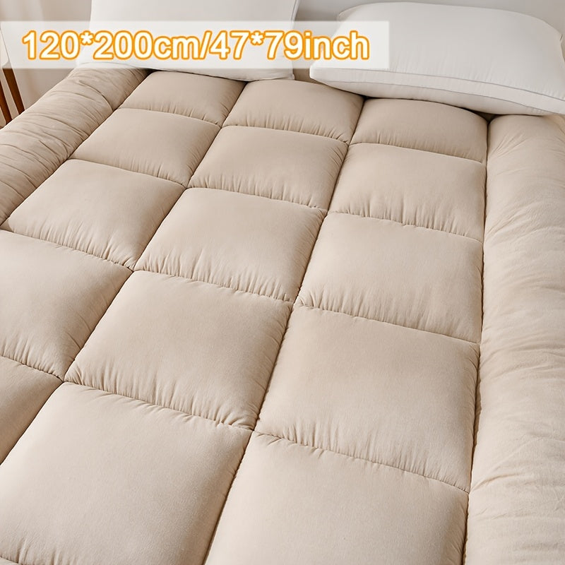 Comfortable and soft Japanese floor mattress in full size, with thick and fluffy padding. Breathable tatami cushion that is foldable and rollable, perfect for camping, dormitory, or guest