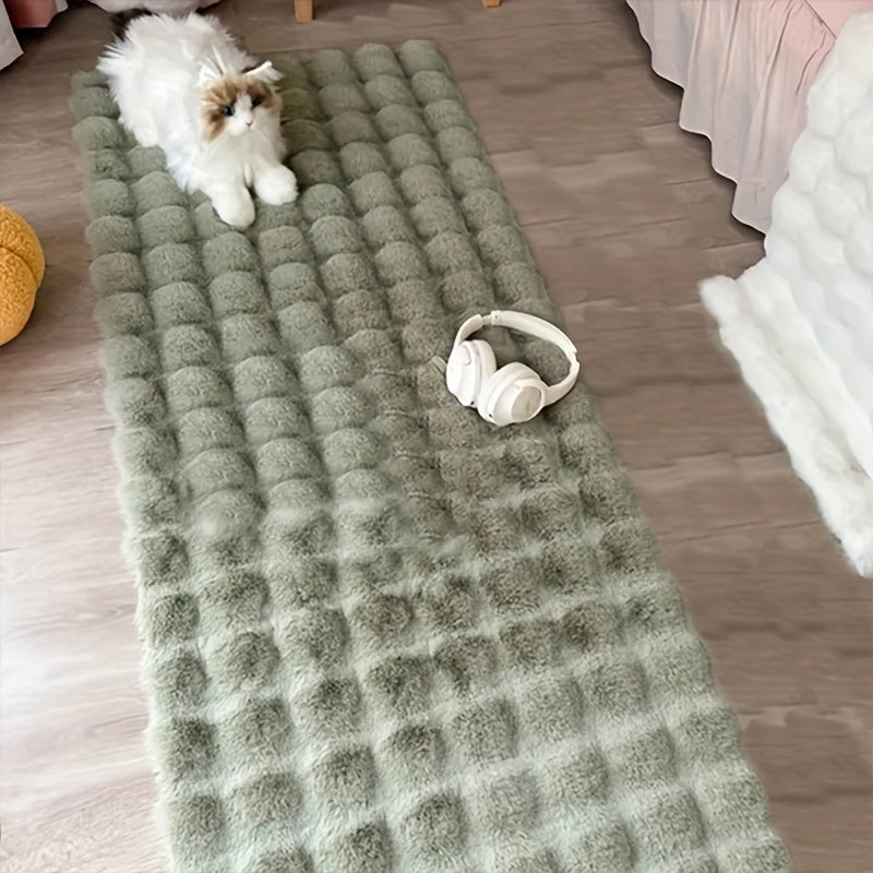 High-Quality Soft Fluffy Bubble Velvet Carpet, Ideal for Bedroom, Living Room, Cloakroom, Powder Room, and Other Areas. This Artificial Rabbit Fur Area Carpet is Solid Color for a Luxurious Look. Featuring Anti-Slip, Waterproof, and Stain-Resistant