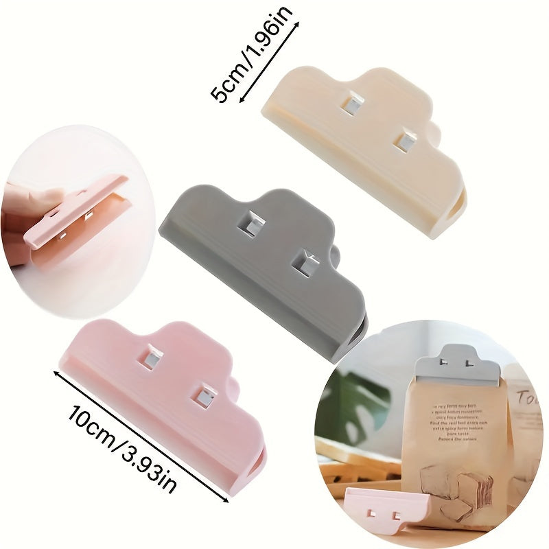 Food Bag Sealing Clips available in 6pcs or 12pcs, perfect for sealing in freshness and keeping moisture out. These large snack clips are a must-have household gadget for your kitchen.