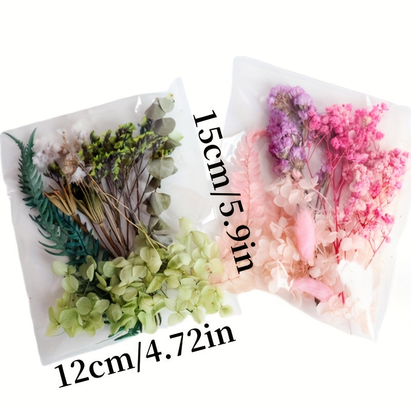 Dried flowers craft kit for epoxy resin, ideal for adults and teens (14+). Mixed natural preserved flowers for art projects. Random color selection, non-toxic. 1 bag.