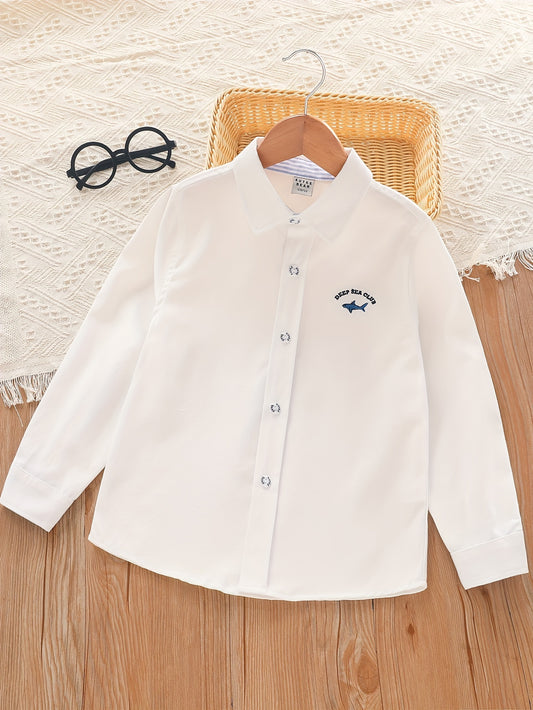 Men's long-sleeve cotton shirt with shark embroidery, white school uniform for boys, in blue Korean style, sizes for small and medium trendy youngsters.