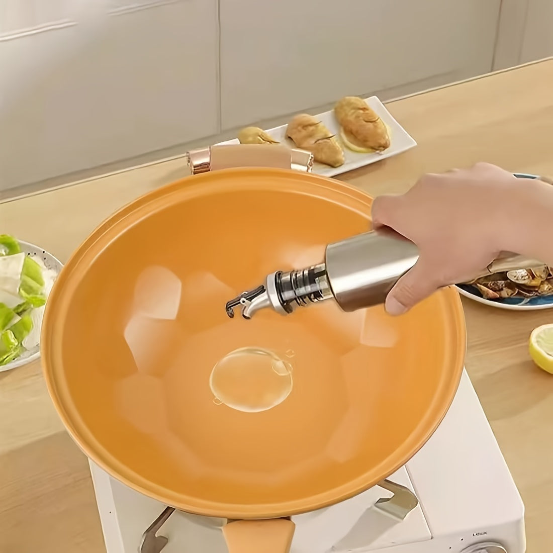 Double-sided Clay Micro-pressure Steaming and Stir-frying Pot, Two-in-one with Non-stick Coating, Versatile for Stir-frying and Steaming. Advanced Design with Pure Iron and Clay Construction, Includes Lid, Steamer, and Stir-frying Pot.