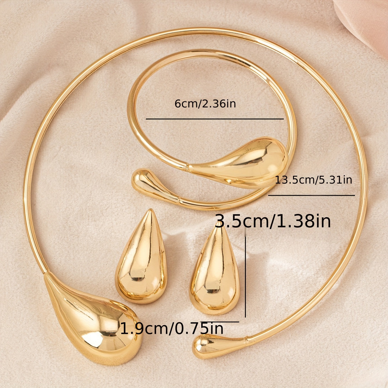 Elegant Vintage-Inspired Tear Drop Jewelry Set - Luxurious 14K Gold-Plated Zinc Alloy Collar Necklace, Bracelet, and Stud Earrings Perfect for Everyday Wear