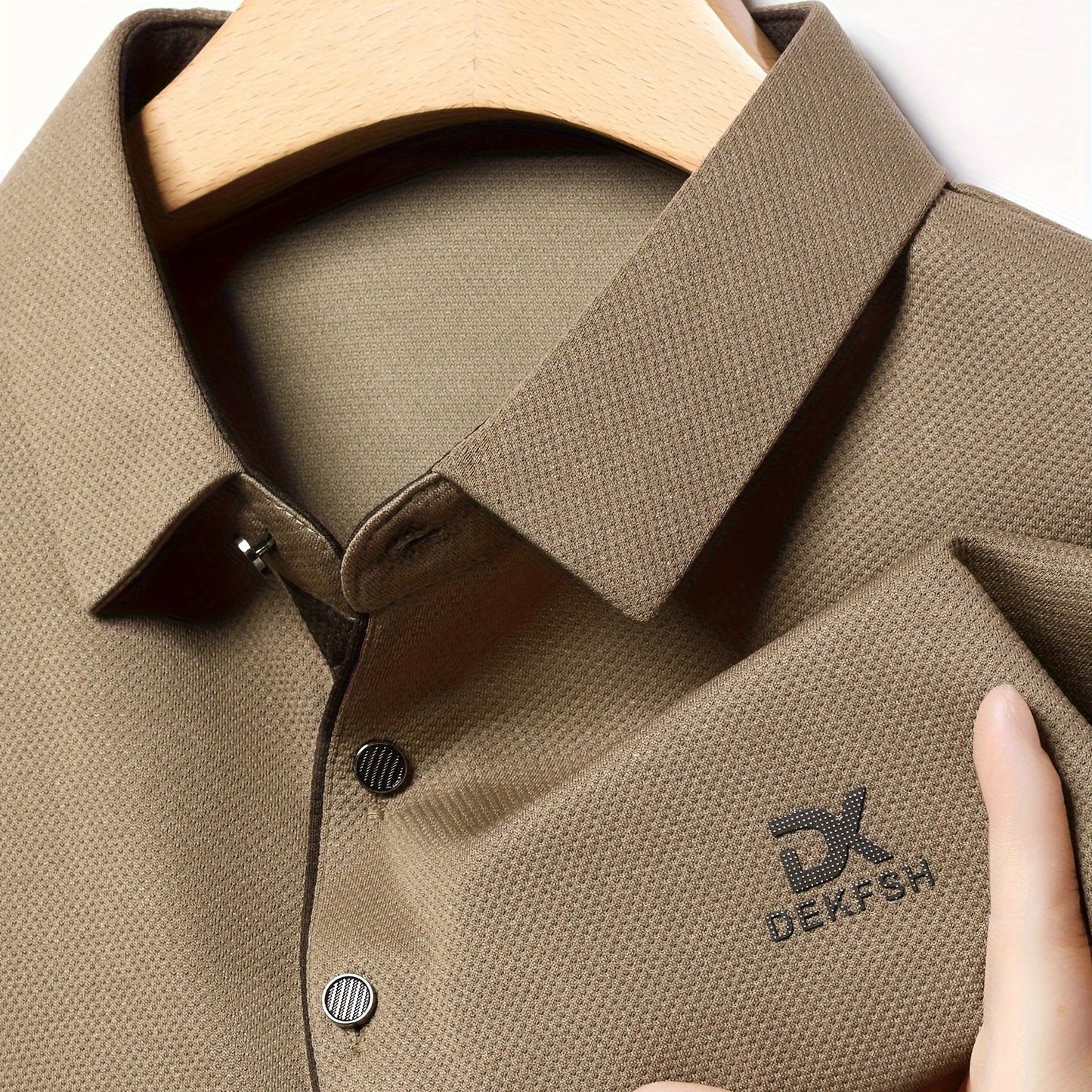 Men's breathable shirt with letter print, perfect for golf and outdoor activities. Made of polyester, features a button-up collar, regular fit, ideal for spring and fall.